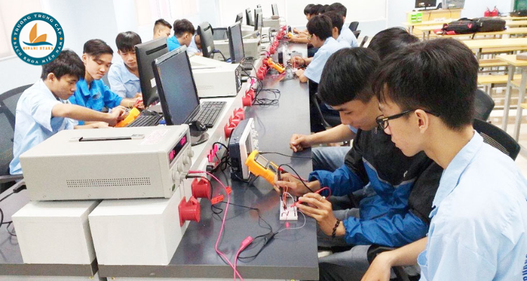 Lợi ích học nghề đề cao tính thực hành